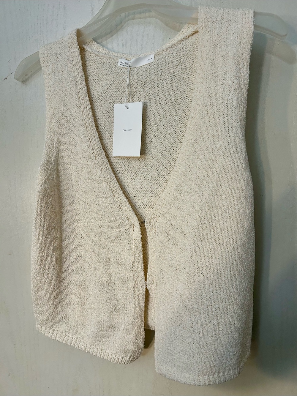 Oak + Fort Knit Vest Size M Birch Cream NWT Minimalist Sleeveless Top